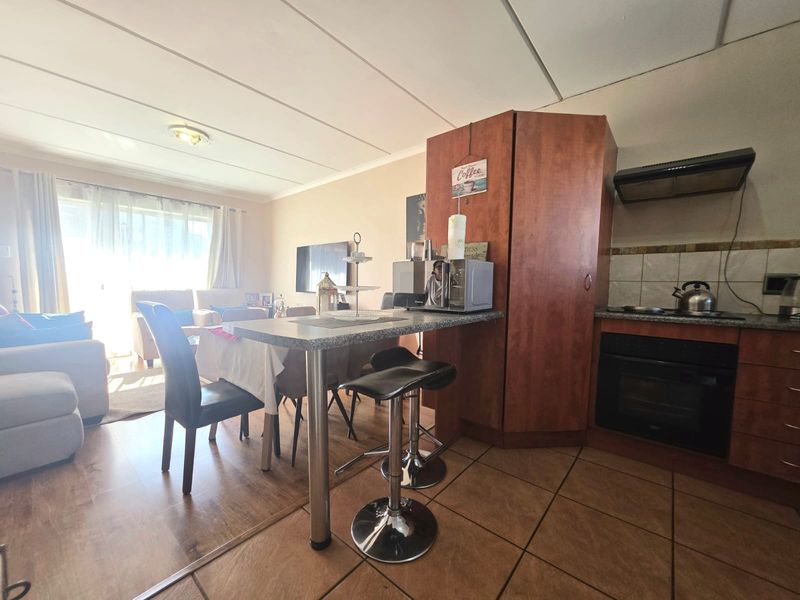 Beautiful ground floor apartment - Photo 3