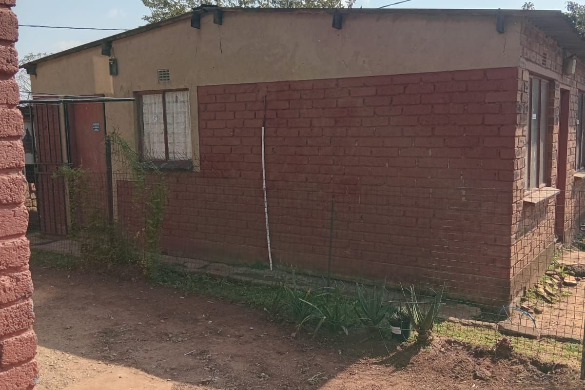House for Sale in Tsakane - Photo 2