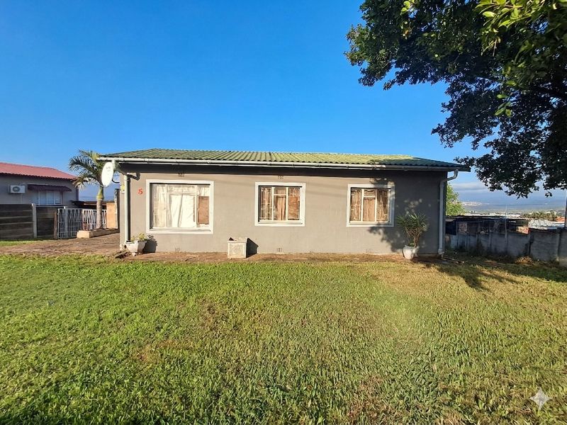 Project Perfection! 3-Bed House Home Awaiting Your Personal Touch - Photo 1