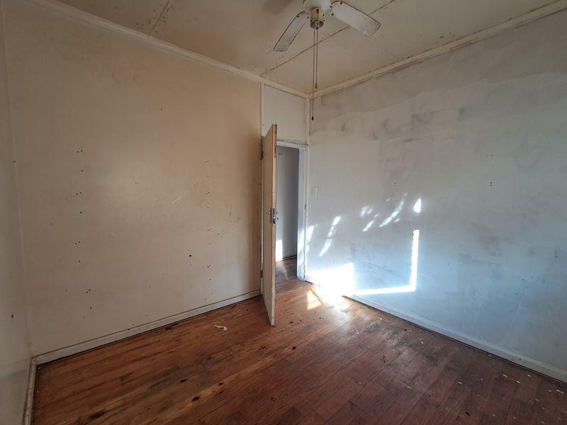 Project Perfection! 3-Bed House Home Awaiting Your Personal Touch - Photo 9