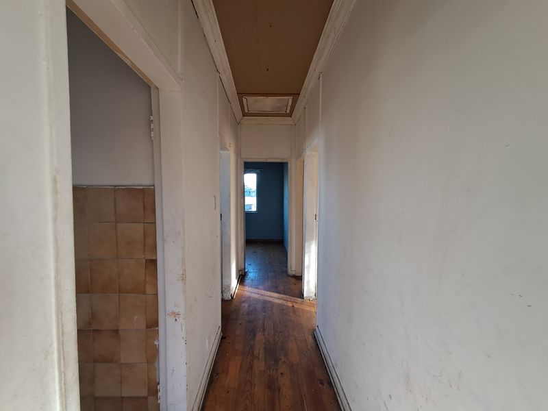 Project Perfection! 3-Bed House Home Awaiting Your Personal Touch - Photo 7