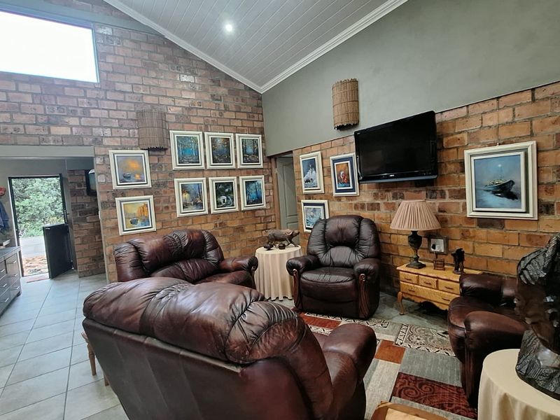 Gem in Stilbaai hidden in a Quiet Cul-de-sac - Photo 6
