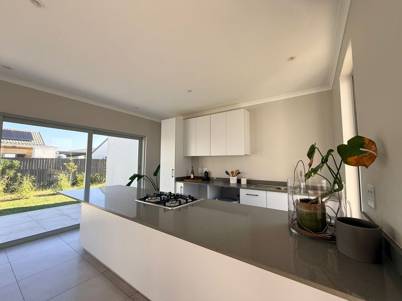 3 Bedroom Home to Rent in Lalela Estate - Photo 3
