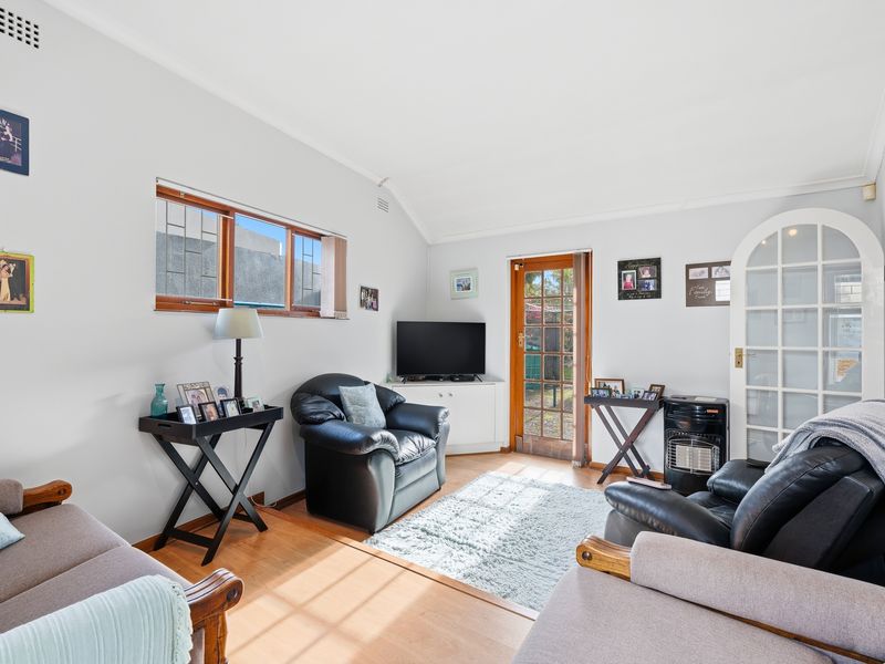 Excellent Position in Old Edgemead. Just waiting for you! - Photo 8