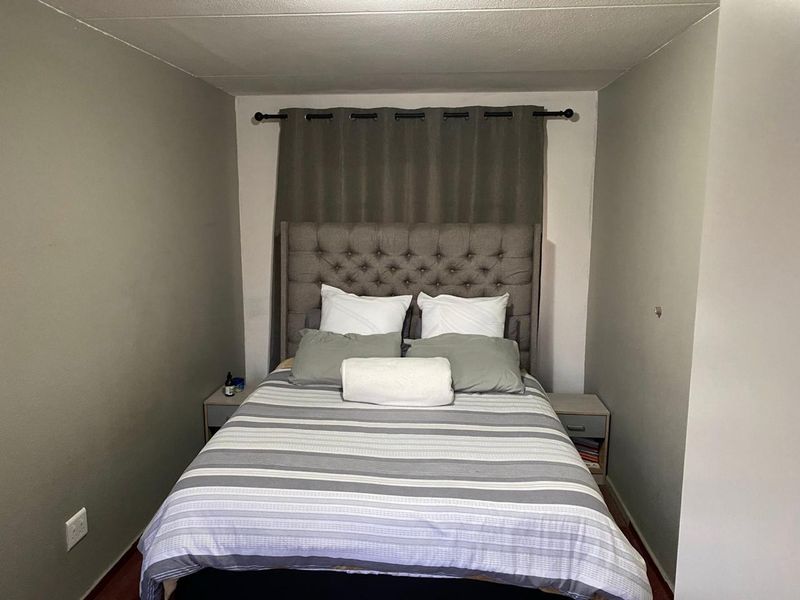 NEAT APARTMENT - Photo 9