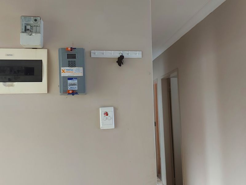 Modern 3-Bedroom Apartment in a Well-Maintained Complex, Geelhout Park, Rustenburg - Photo 5