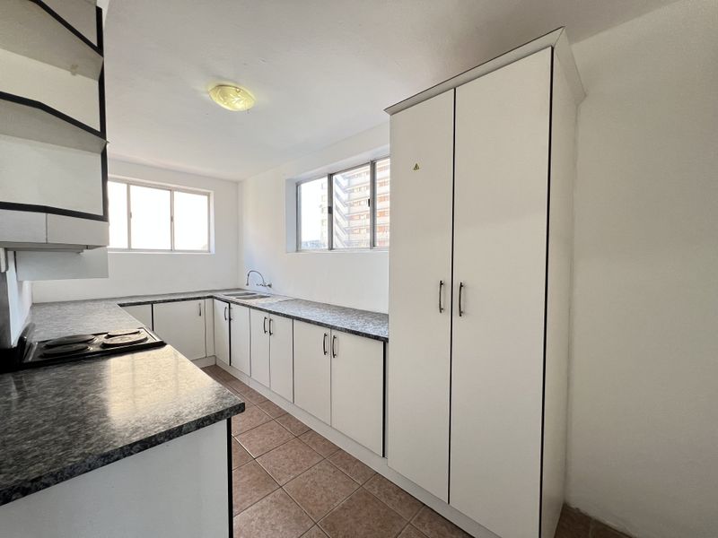 South Beach Three Bedroom Flat For Sale - Photo 1