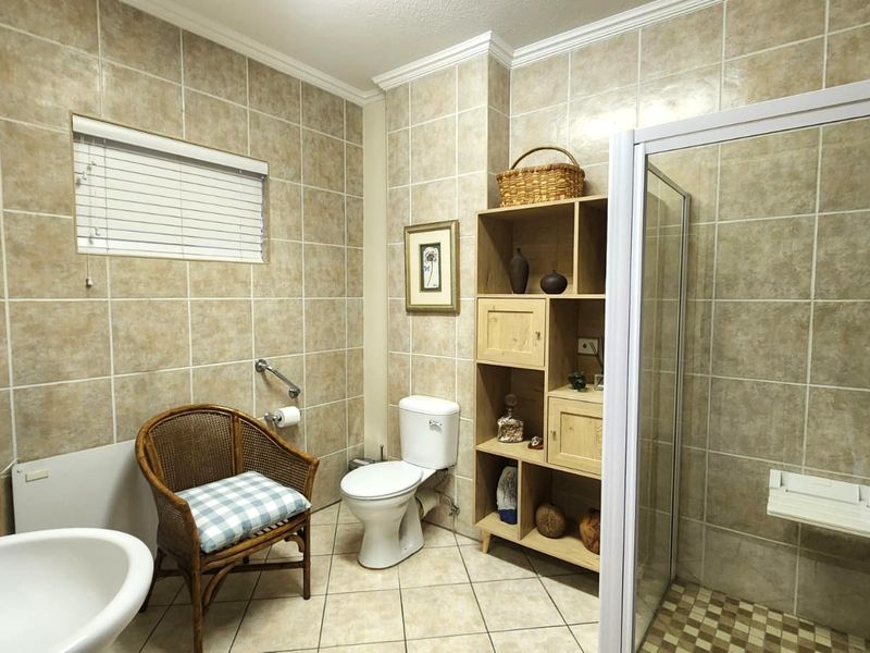 1-bedroom retirement unit - Photo 6
