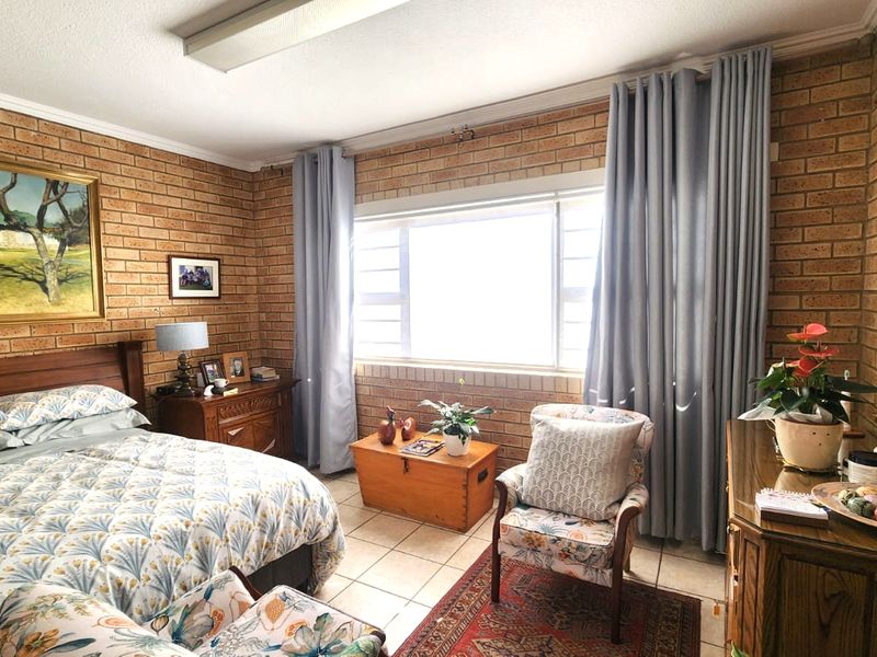 1-bedroom retirement unit - Photo 5