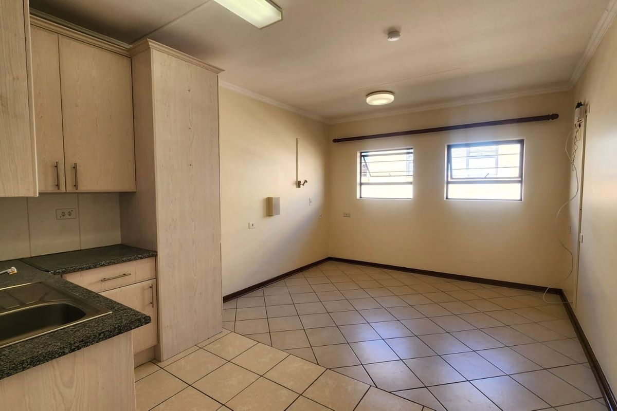 1-bedroom retirement unit - Photo 3
