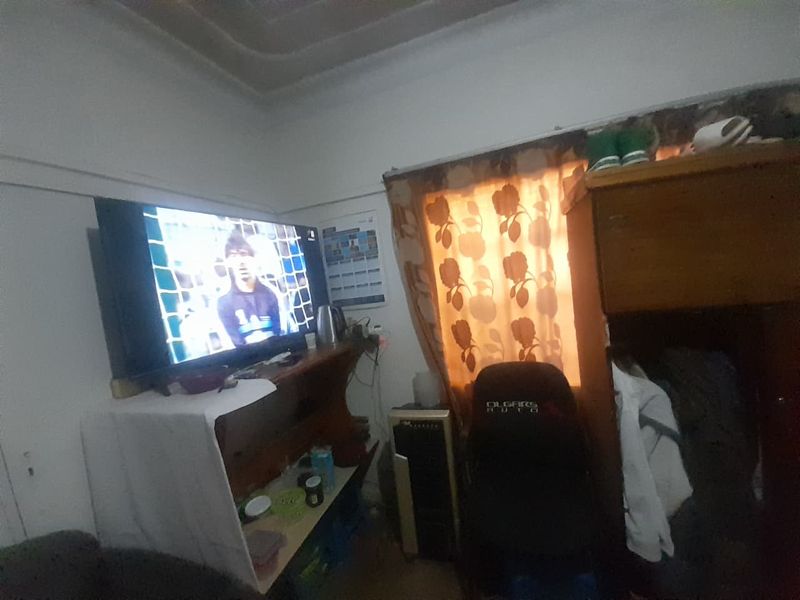Potential business related house  with flatlet for sale - Photo 5