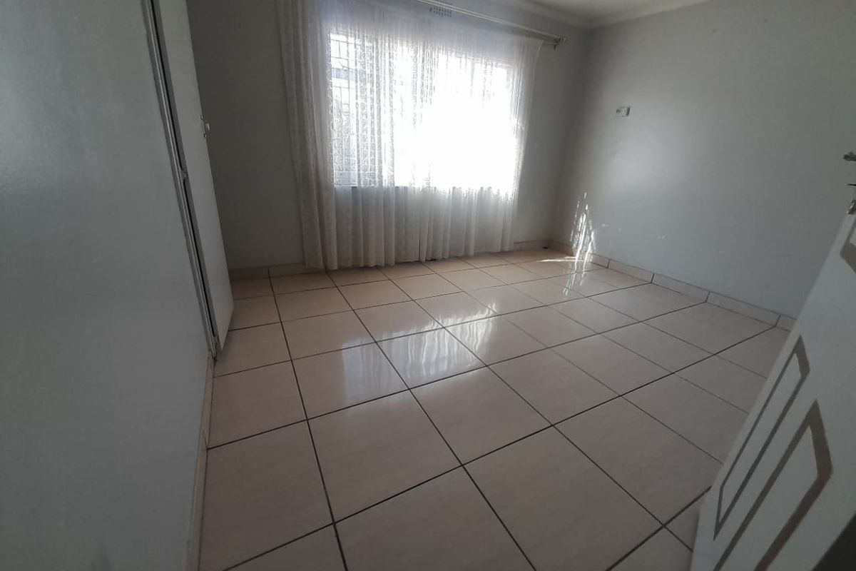 Familyhome for sale - Photo 4