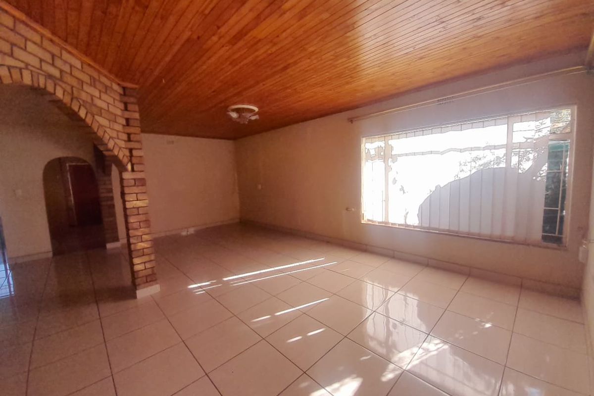 Familyhome for sale - Photo 5