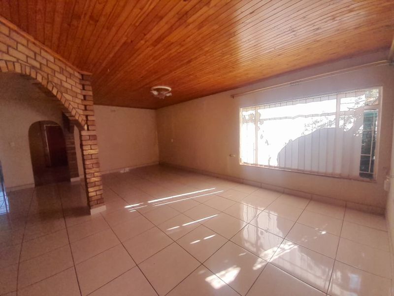 Familyhome for sale - Photo 5