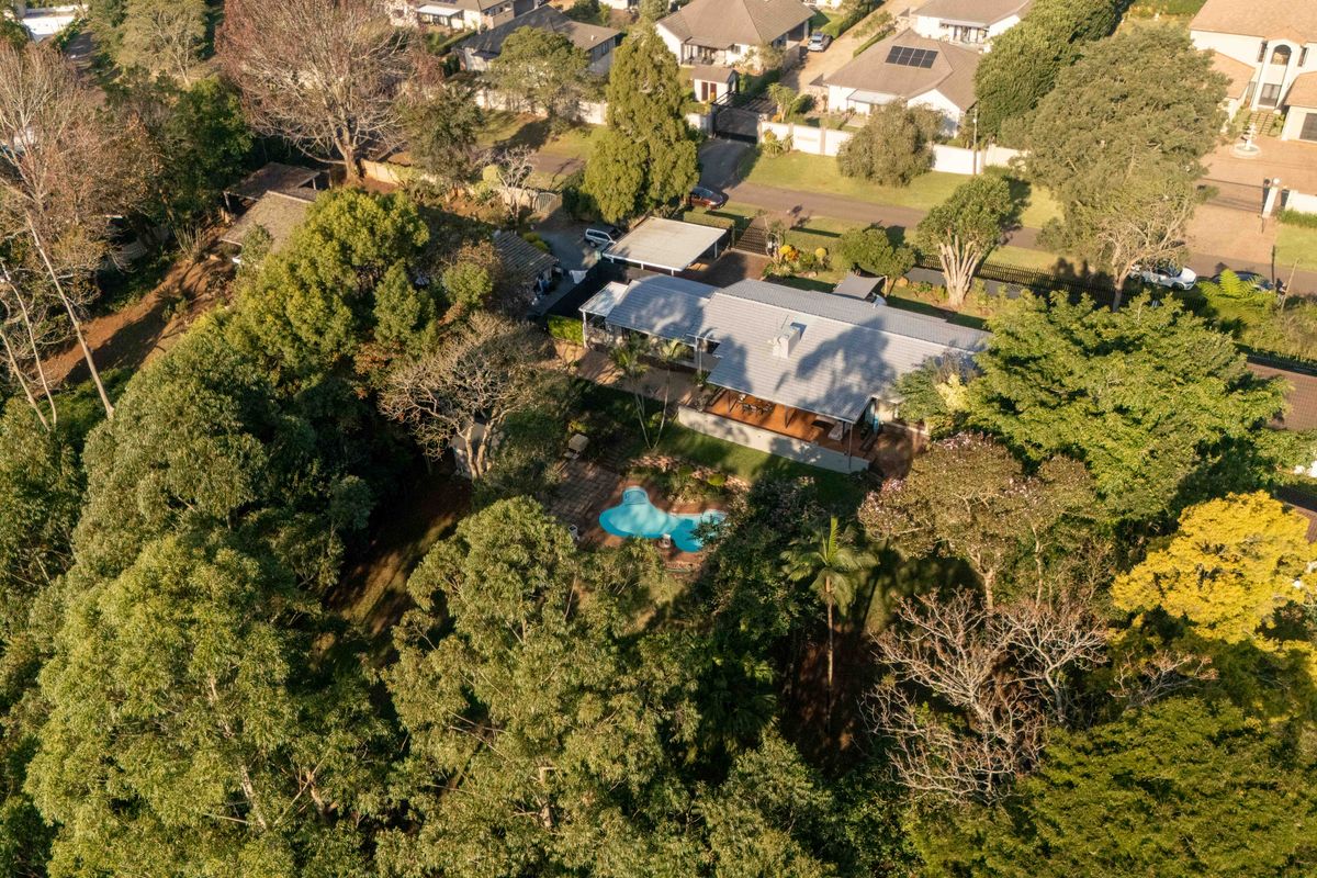 Bidding to start from R2,400mil.!! Live Luxury, Modern Auction! - Photo 3