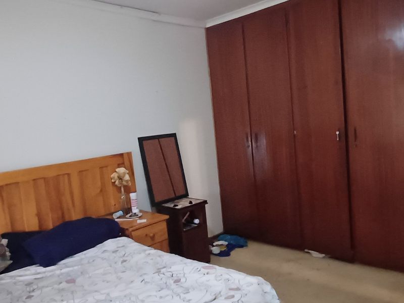 Townhouse for Sale – Ideal for First-Time Buyers, Retirees, or Investors - Photo 8