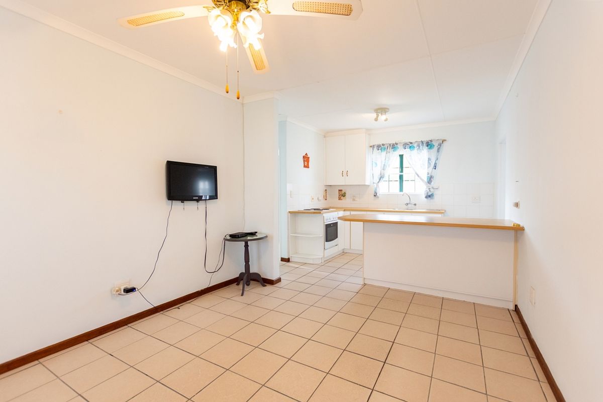 House Rental Monthly In Velddrif - Photo 3