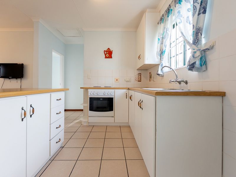 House Rental Monthly In Velddrif - Photo 7