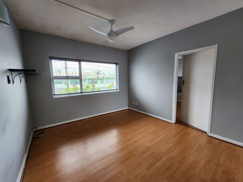 Neat Flat to Rent in Retirement Village (55+ Only) - Photo 7
