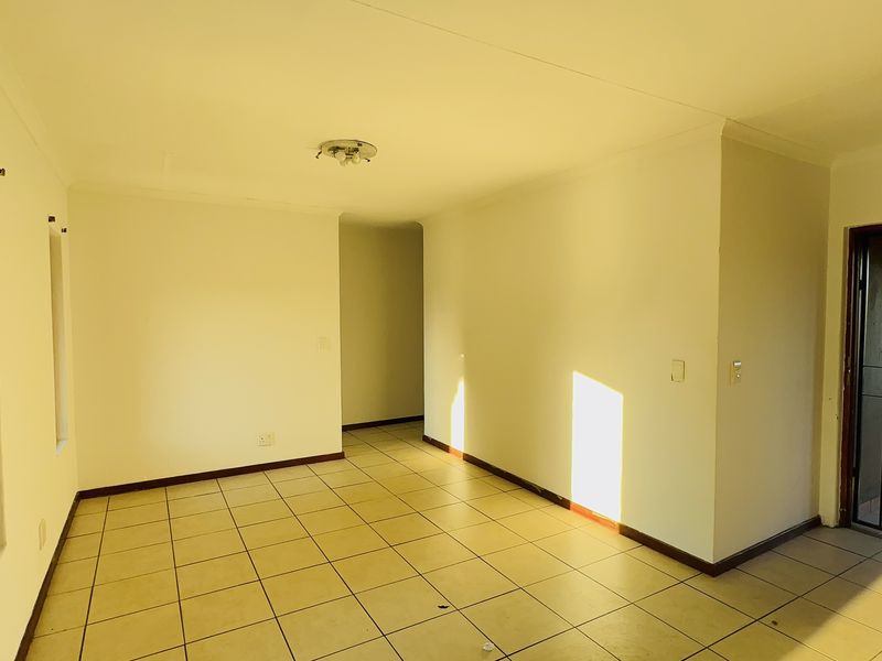 Apartment For Sale In Brakpan - Photo 6