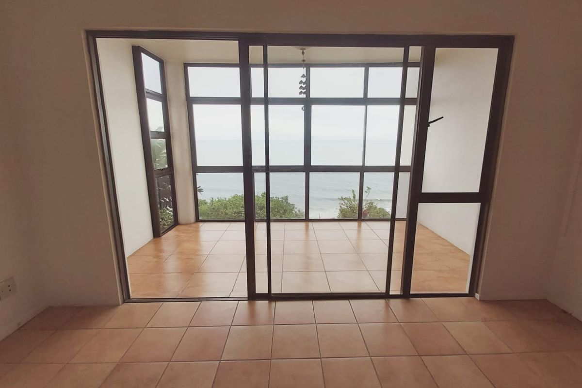 Coastal Living At Its Finest - Photo 3