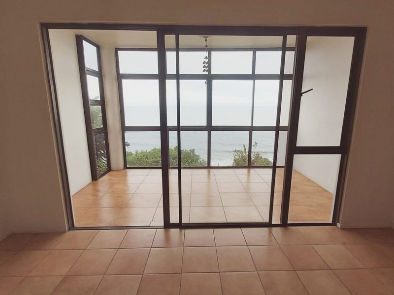 Coastal Living At Its Finest - Photo 3