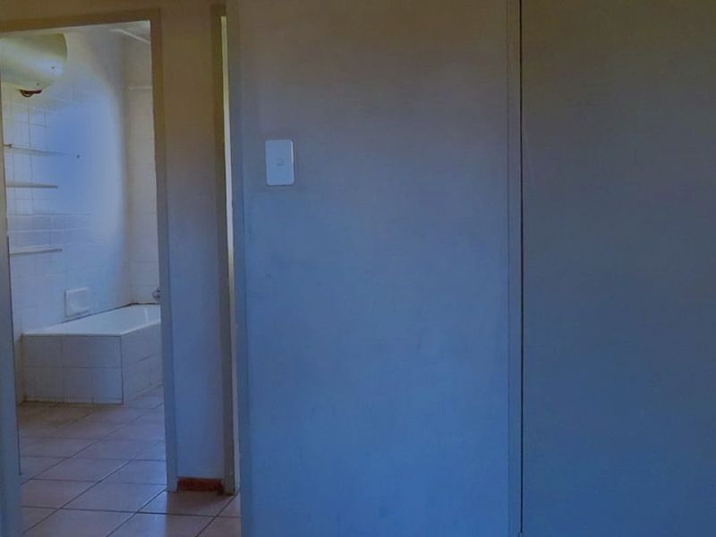 Bedroom Apartment for Sale in Bela Bela - Photo 6