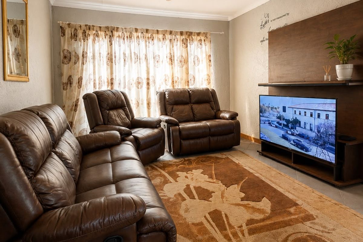 Charming 2-Bedroom Apartment in a Quiet, Sought-After Area - Photo 5