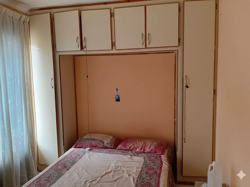 Well-Located Family Home or Investment Opportunity - Photo 7