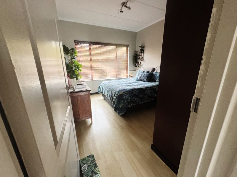 Modern Bedfordview Living Starts Here - Photo 5