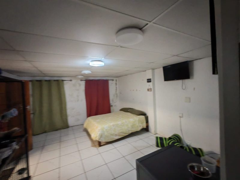 4 Bedroom house for Sale in Sasolburg Ext 11 - Photo 7