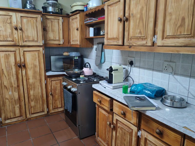 4 Bedroom house for Sale in Sasolburg Ext 11 - Photo 3