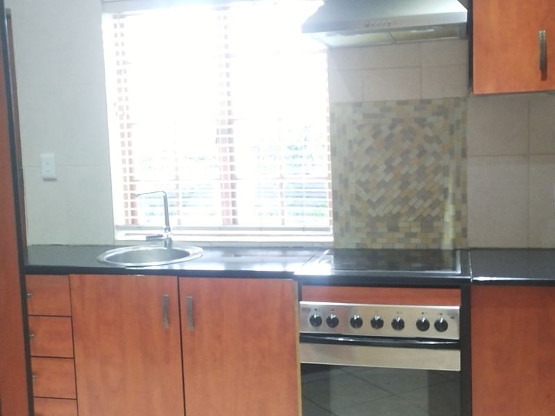 House Rental Monthly In Johannesburg - Photo 10