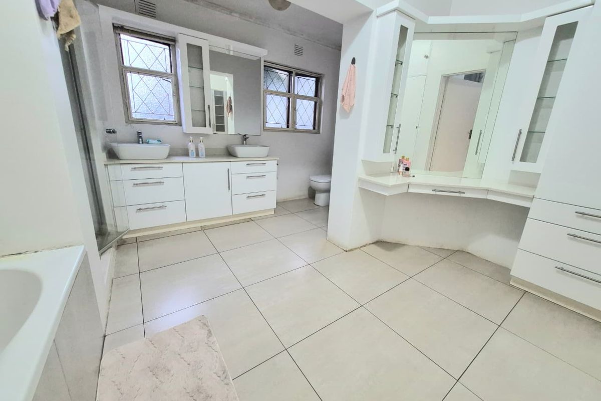 Modern Fully Furnished 1.5 Bedroom Outbuilding To Rent - Photo 4