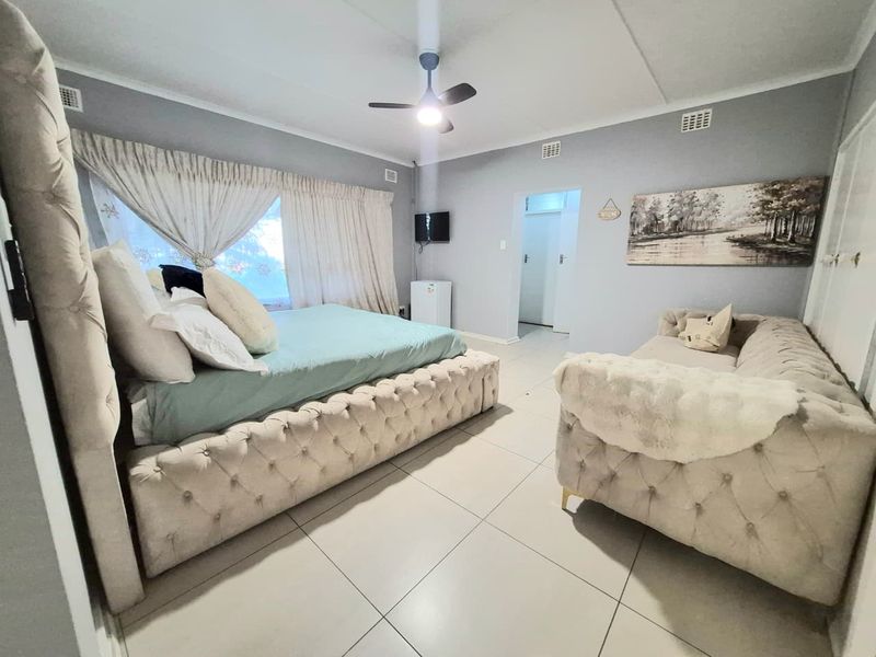Modern Fully Furnished 1.5 Bedroom Outbuilding To Rent - Photo 7