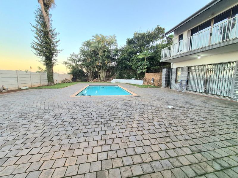 Modern Fully Furnished 1.5 Bedroom Outbuilding To Rent - Photo 1