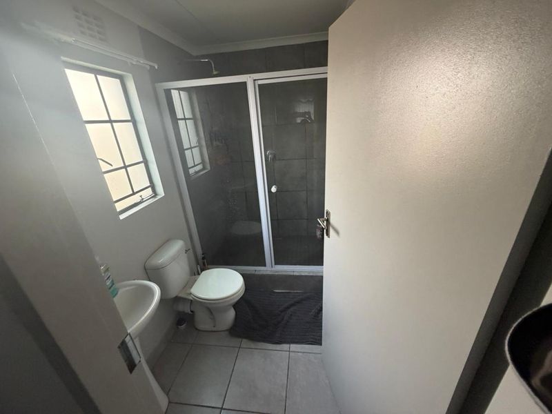 House Rental Monthly In Alberton - Photo 10