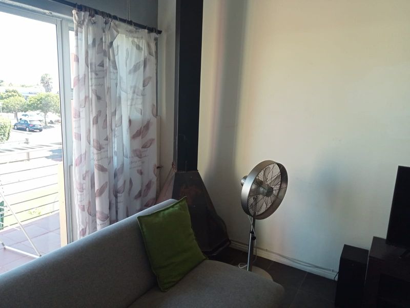 Loft Apartment - Parklands - Photo 5