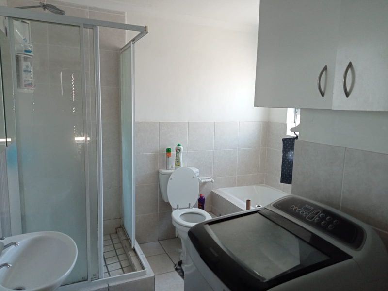 Loft Apartment - Parklands - Photo 10