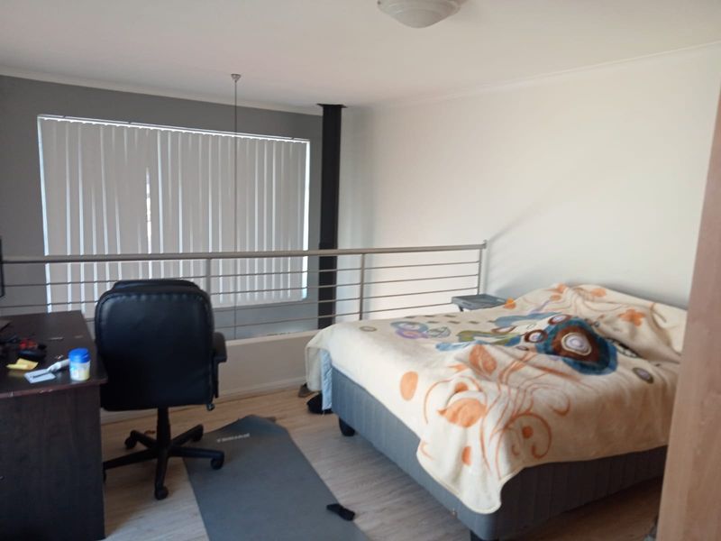 Loft Apartment - Parklands - Photo 9