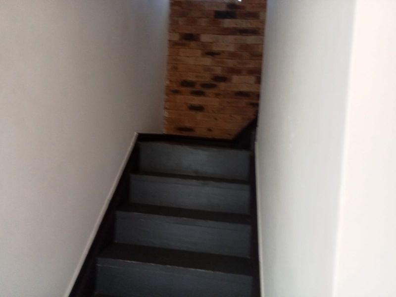 Loft Apartment - Parklands - Photo 8