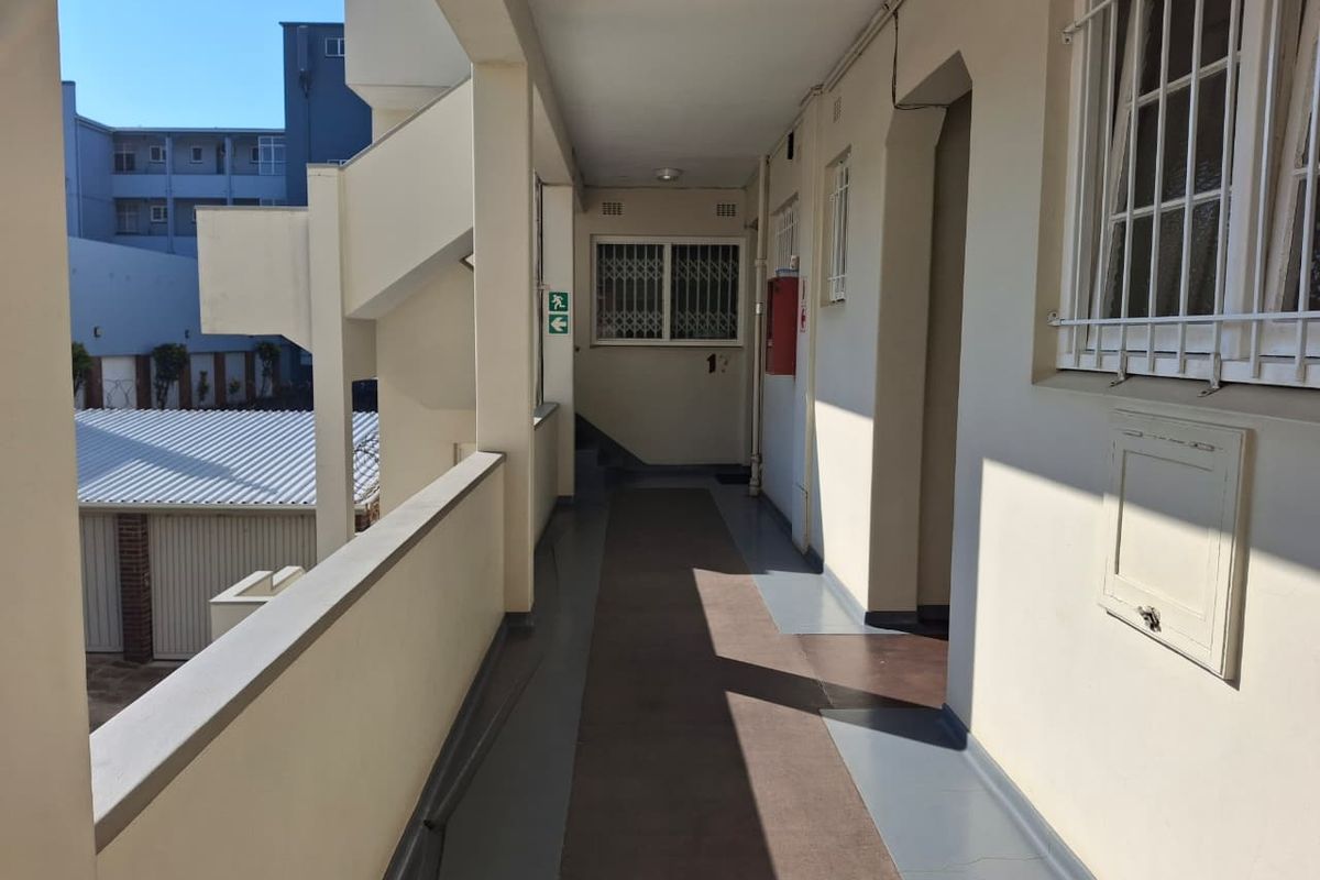 Apartment For Sale In Durban - Photo 3