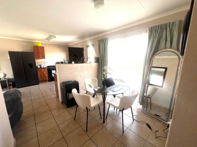 Stunning 3-bedroom house for sale in Waterkloof Hill Estate, Rustenburg – your dream home awaits! - Photo 3