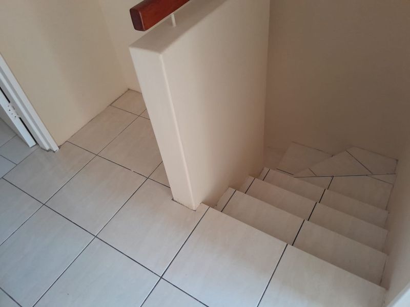 Apartment Rental Monthly In Durban - Photo 6