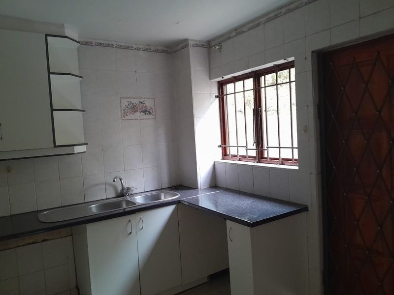 Apartment Rental Monthly In Durban - Photo 5