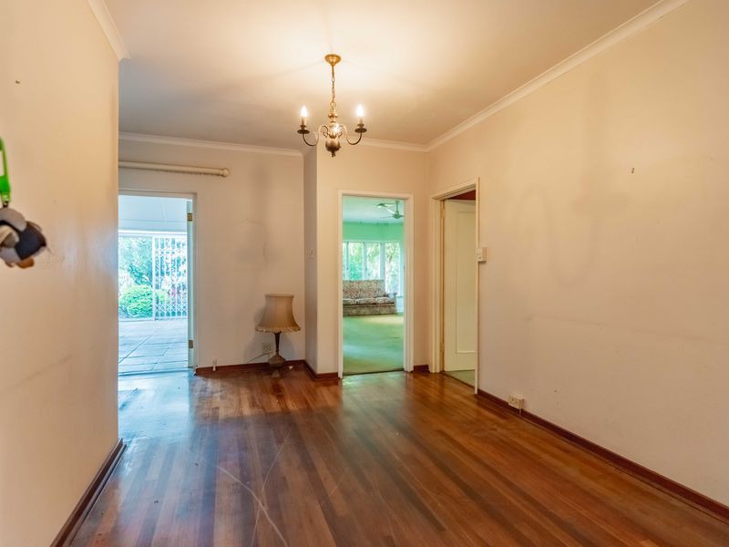 Non Distressed Modern Luxury Auction - Grande Old Dame - Perfect Location in Windemere - Photo 9
