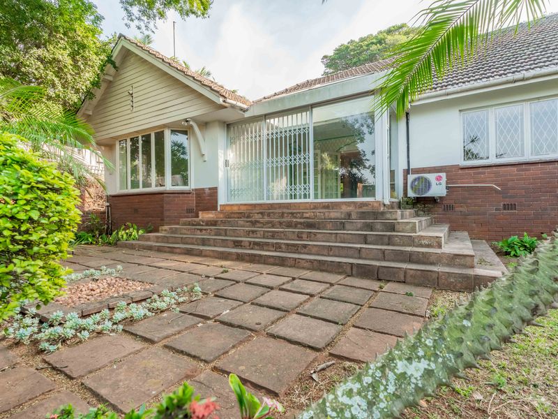 Non Distressed Modern Luxury Auction - Grande Old Dame - Perfect Location in Windemere - Photo 7