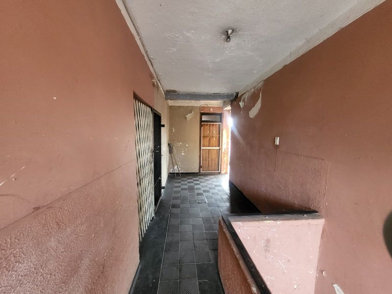 Investment Opportunity – 4 Units Two-Bedroom Apartments for Sale in Turffontein - Photo 5