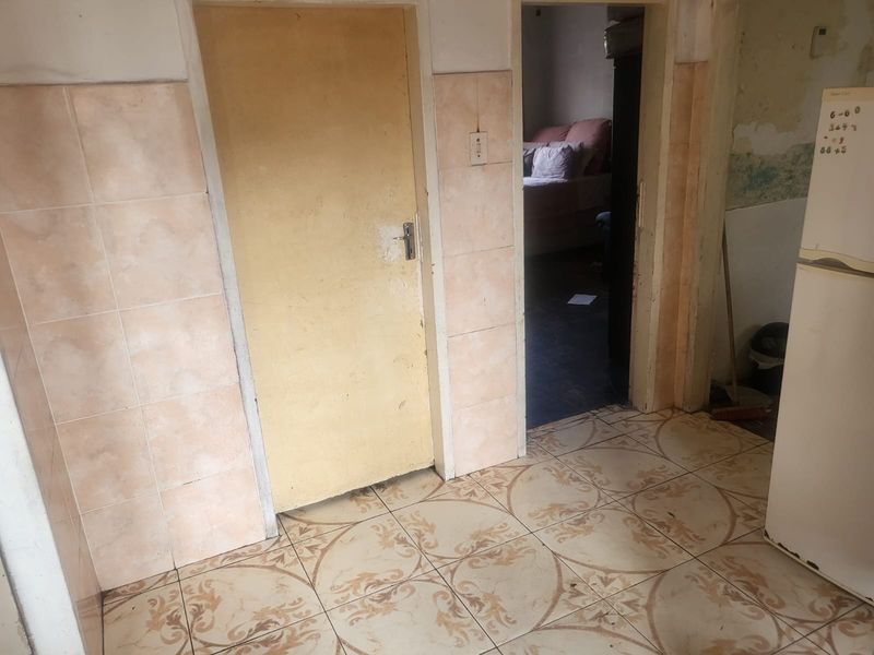 Investment Opportunity – 4 Units Two-Bedroom Apartments for Sale in Turffontein - Photo 9