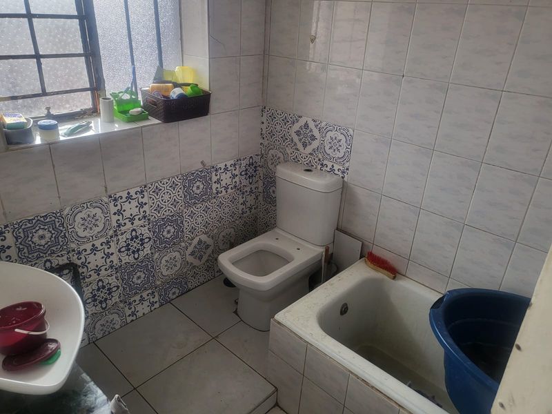 Investment Opportunity – 4 Units Two-Bedroom Apartments for Sale in Turffontein - Photo 8